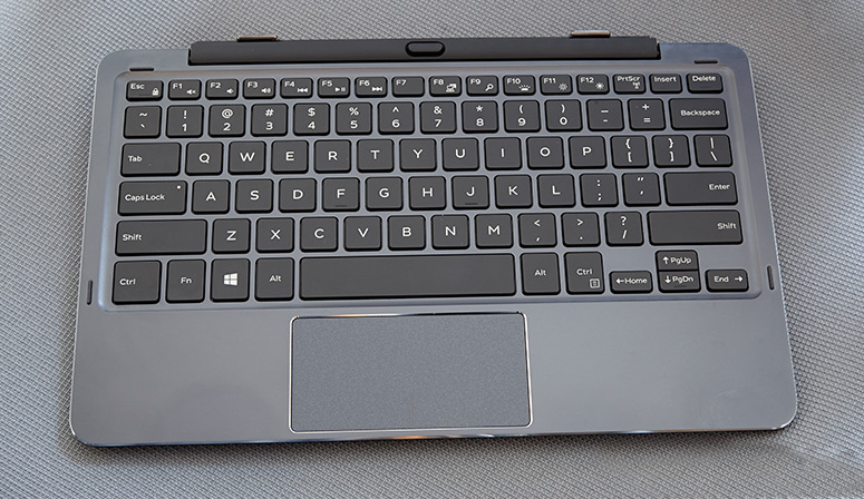 приятная удобная и мягкая клавиатура у Dell Latitude 11 5175  