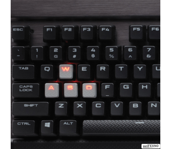            Клавиатура Corsair K70 Lux (Cherry MX Red) [CH-9101020-RU]        