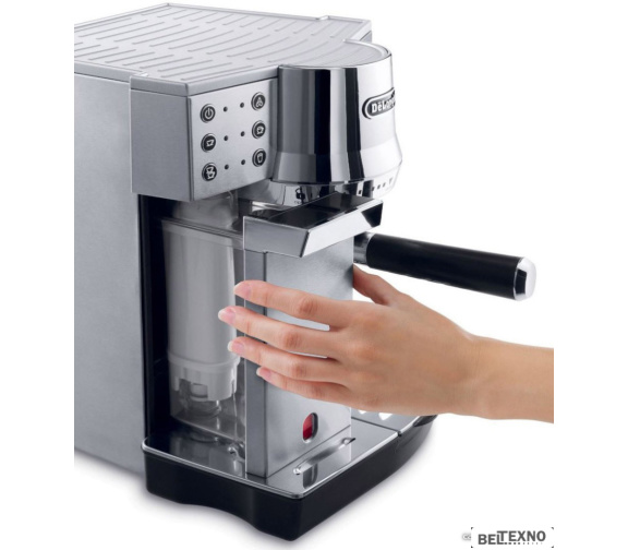             Рожковая помповая кофеварка DeLonghi EC 860.M        