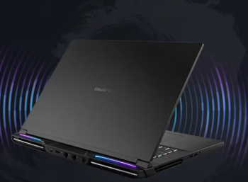 Обзор флагманского игрового ноутбука Colorful X18 Max с видеокартами RTX 5090 и RTX 5080 от beltexno.by